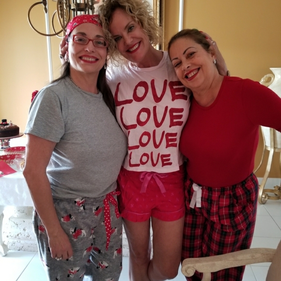 Meet your Posher, Laura - Picture 5 of 7